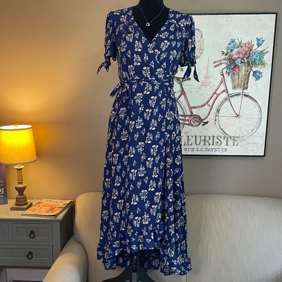 miami Dresses & Skirts - Mi a mi Wrap Dress, sz Lg